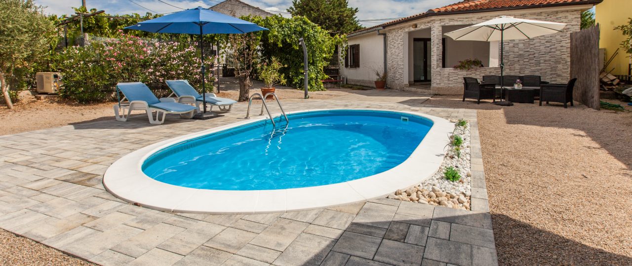 https://krk-villa.com/wp-content/uploads/House-Antoine-2025-29-1280x540.jpg
